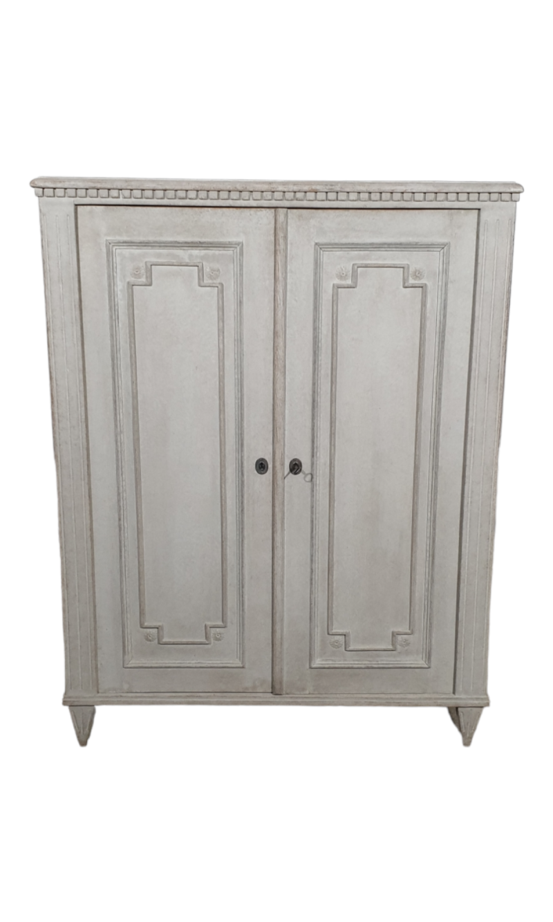 Gustavian Style Sideboard Ref. 23008