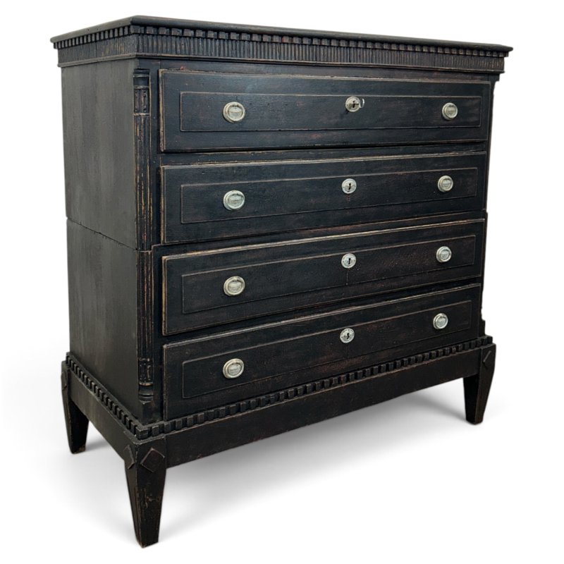 Antique Gustavian Chest of Drawers Ref. 26108